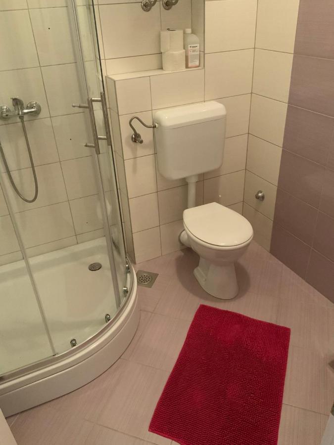 Apartman Lili Затон Екстериор снимка